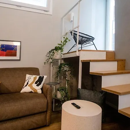 Casa Degli Specchi- Duplex In Center * Arona