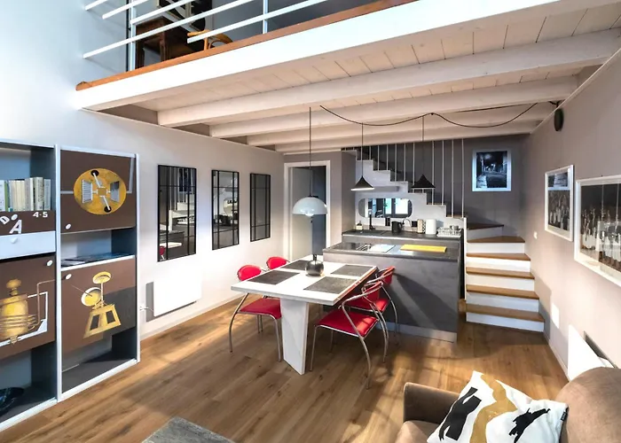 Casa Degli Specchi- Duplex In Center * ארונה