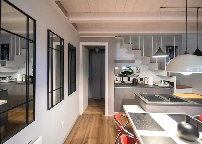 Casa Degli Specchi- Duplex In Center Appartement