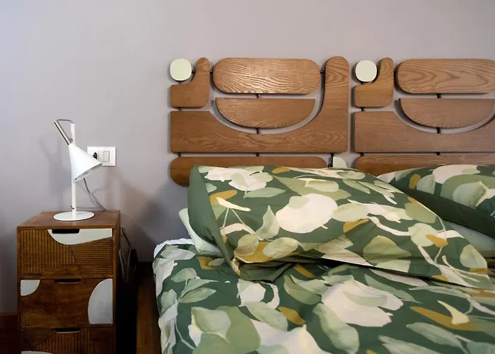 Casa Degli Specchi- Duplex In Center Arona